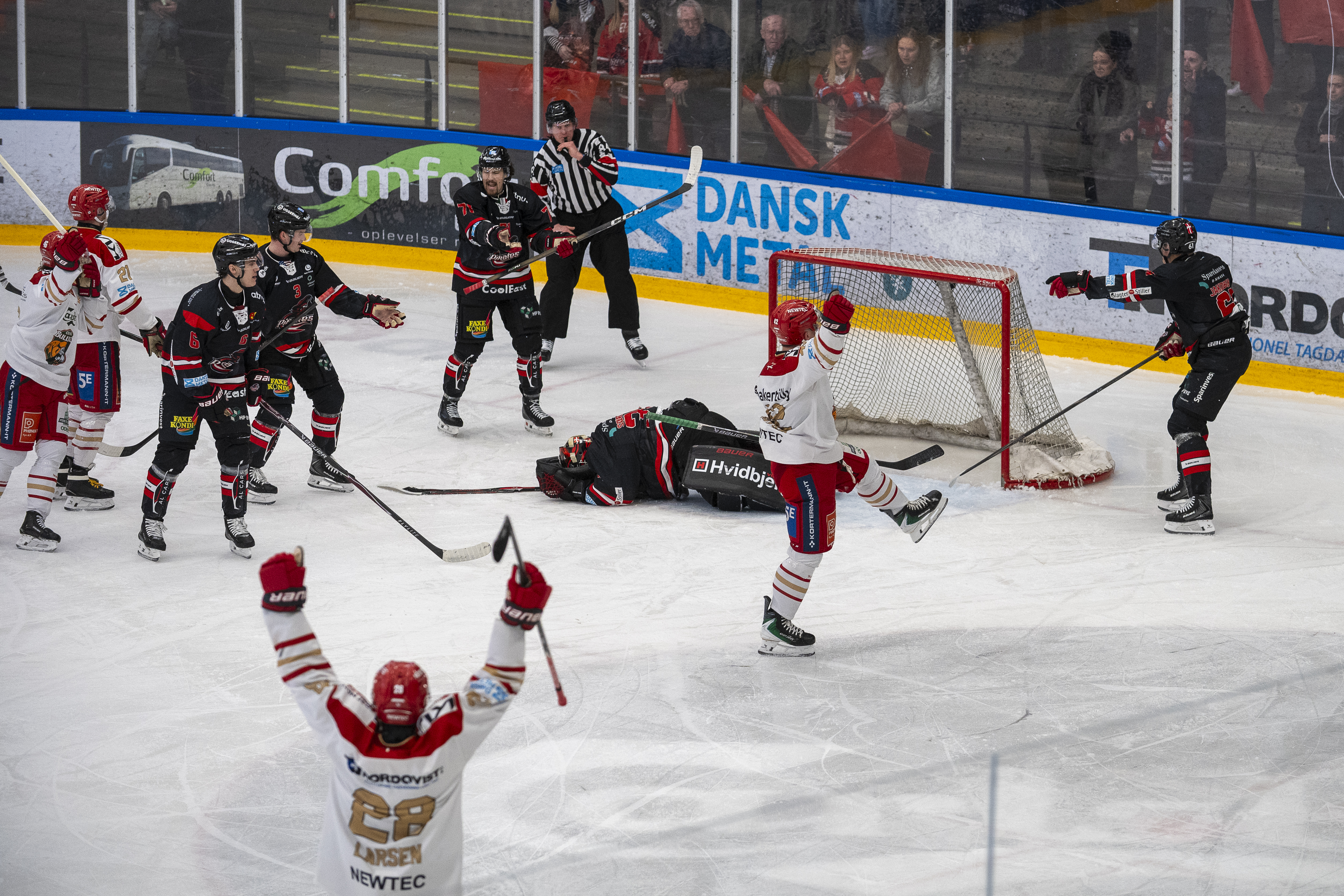 Gå på opdagelse i dagens kampprogram!