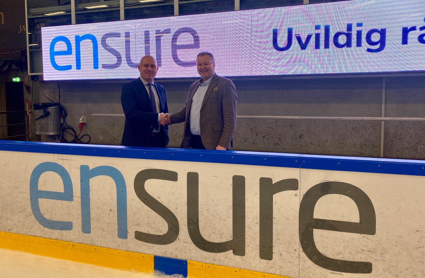 Fra venstre: Brian Donsager (Senior Partner, Ensure), Ole Nielsen (Adm. direktør, Odense Bulldogs)