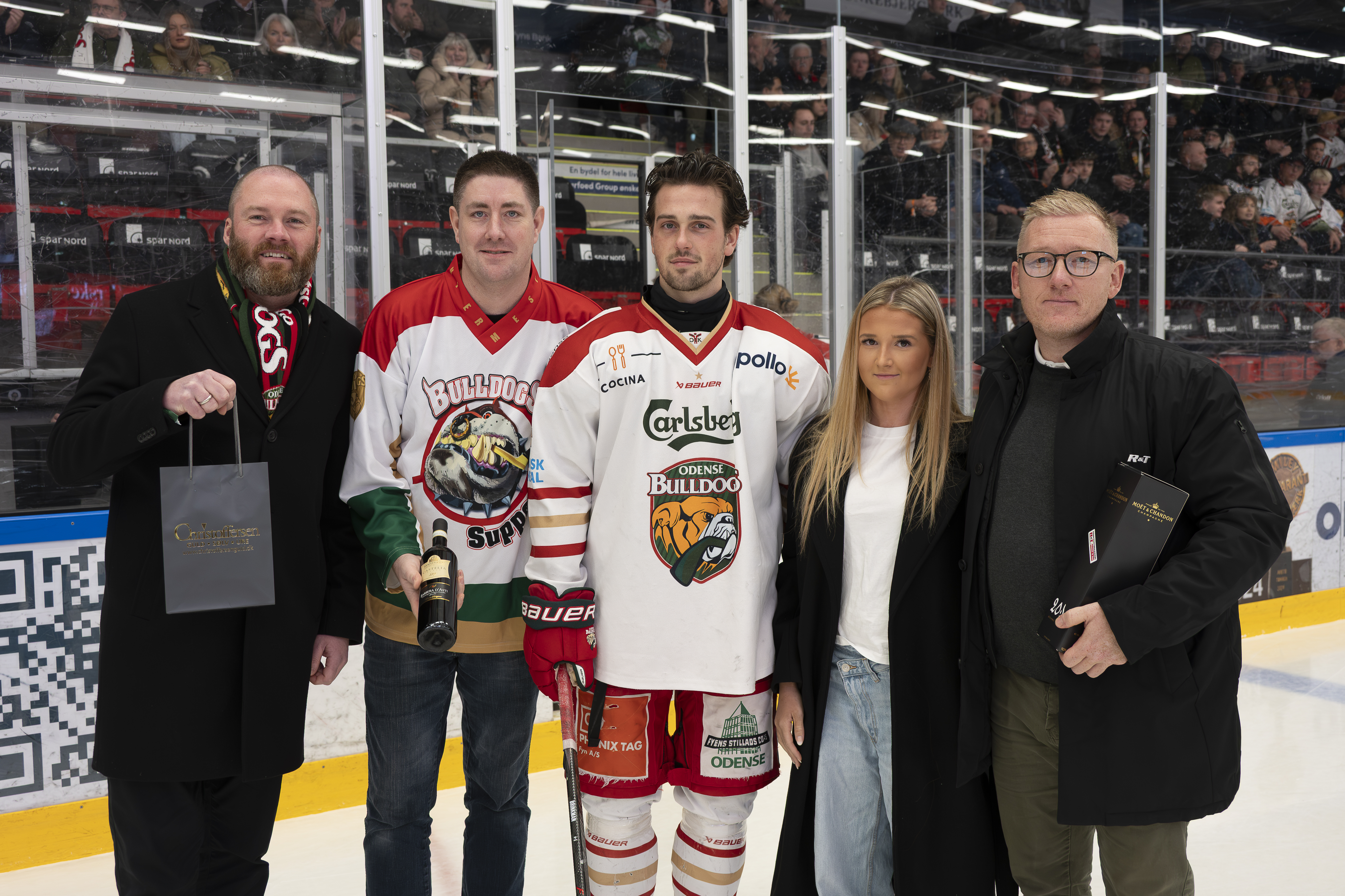 Jonathan Brinkman præsenteres som månedens spiller i samarbejde med Christoffersen Guld Sølv Ure og Bulldogs Support.